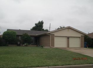 3005 N Idylwild Dr, Midwest City, OK 73110