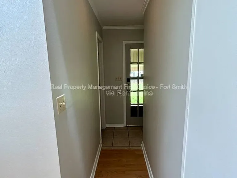 11912 Rye Hill Rd S — Photo 32
