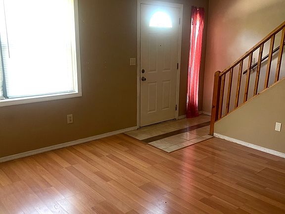 4th image of 2586 Townhouse Dr SE #2586