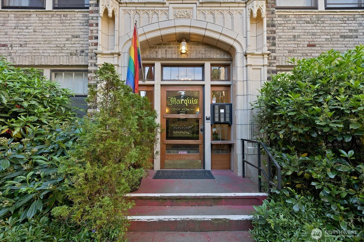 1605 E Olive Street #105 photo 1