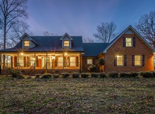 921 Lake Katherine Rd, Tunnel Hill, GA 30755