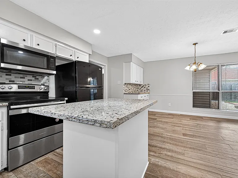 21043 Northern Colony Ct — Photo 15