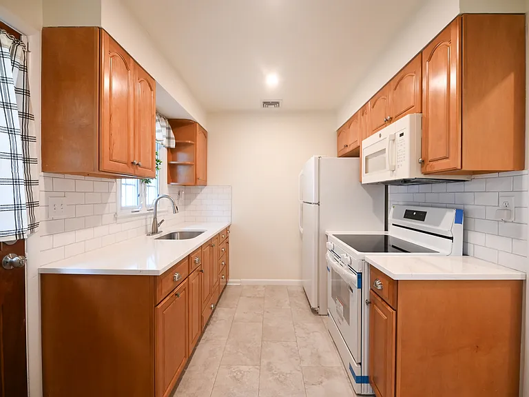 105 Daniel Dr — Photo 18