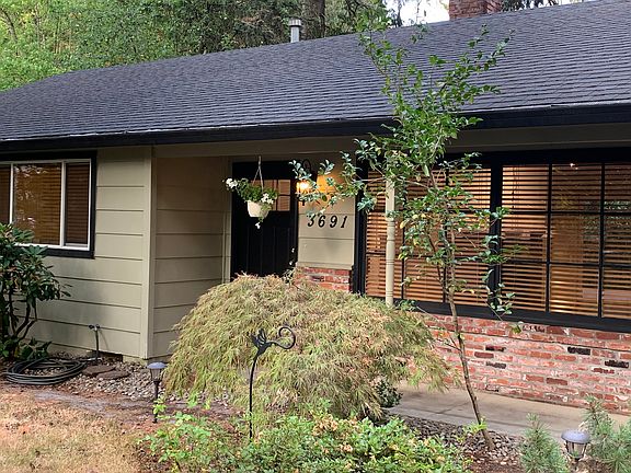 2nd image of 3691 Lanewood St