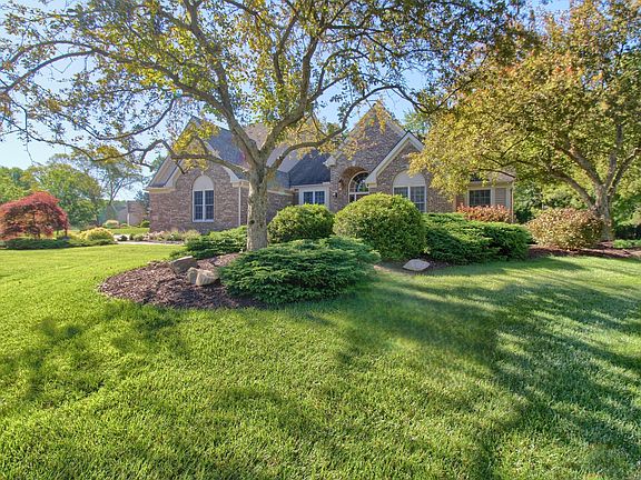 2nd image of 1421 W Greenfield Ct