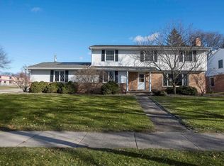 1924 N Gillett St, Appleton, WI 54914