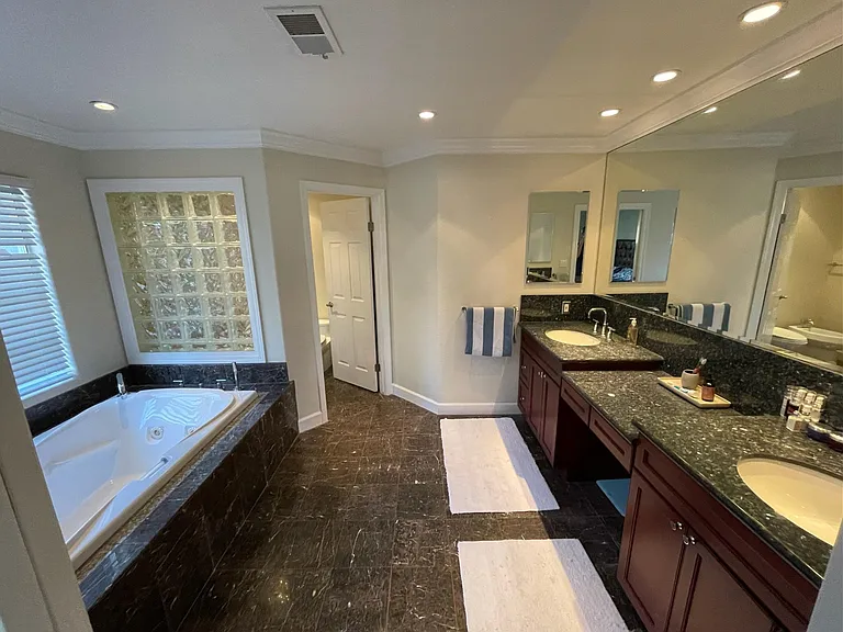 1220 Balboa Ave — Photo 26