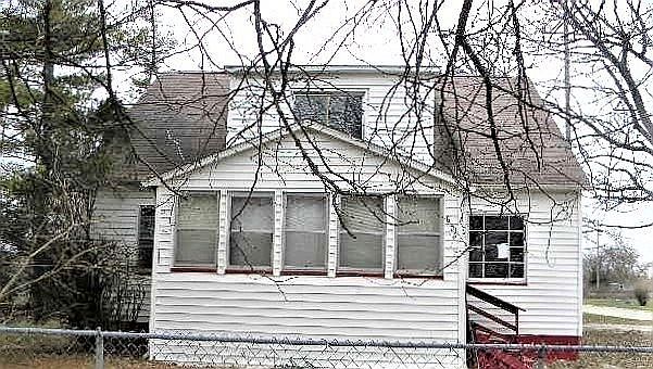 1st image of 605 S 21st St
