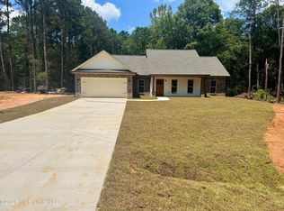721 Anchor Lake Rd, Carriere, MS 39426