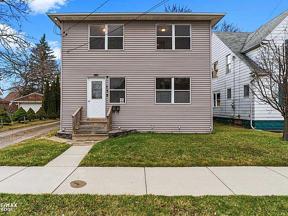 2nd image of 738 W Atherton Rd