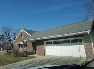 904 N Spruce St, Saint Marys, OH 45885