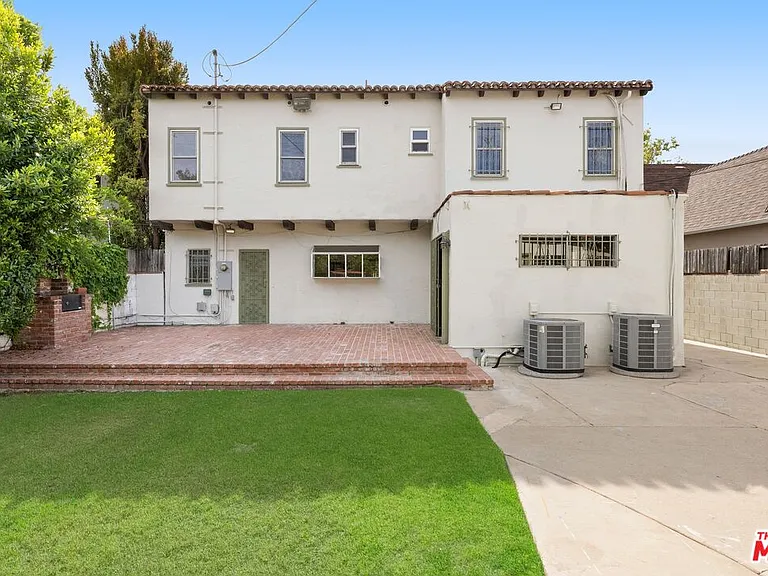 120 S Poinsettia Pl — Photo 21
