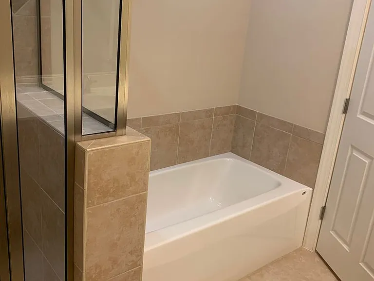 330 Gallery Dr #201 — Photo 12