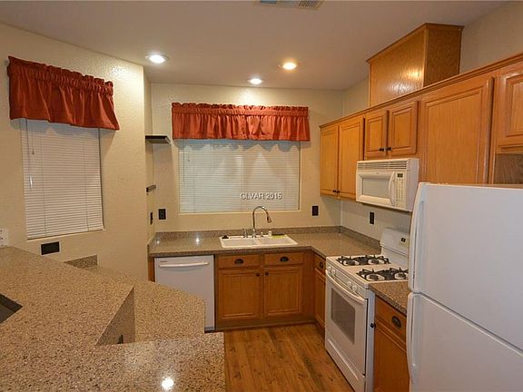 2nd image of 3912 Sweet Pine St Unit 102