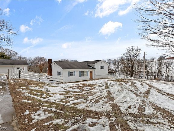 2nd image of 430 S Main St