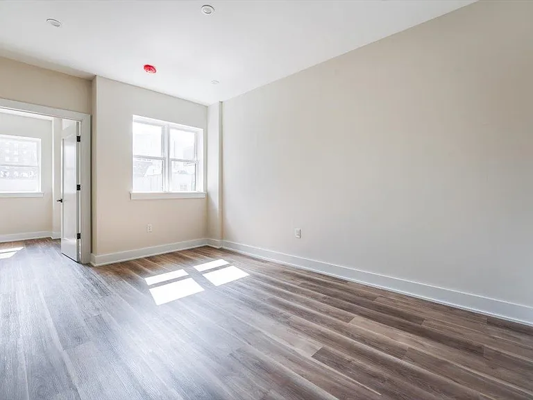 237 Washington St #401 — Photo 10