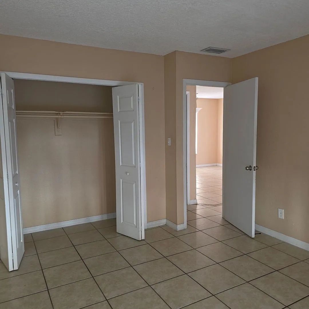 Condo 2 bed 2 bath — Photo 4