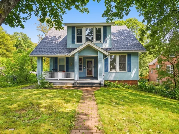 209 Green St, Gardner, MA 01440