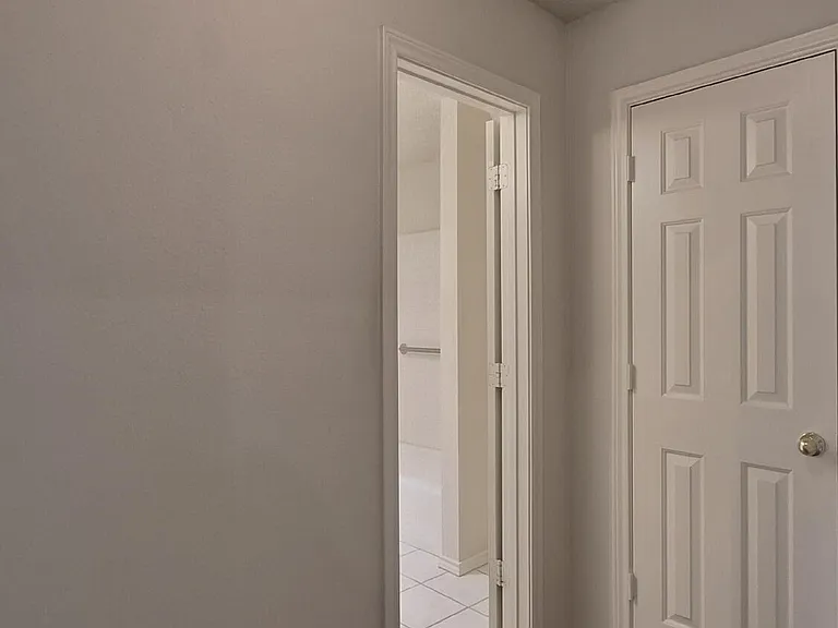 5704 York Ave — Photo 14