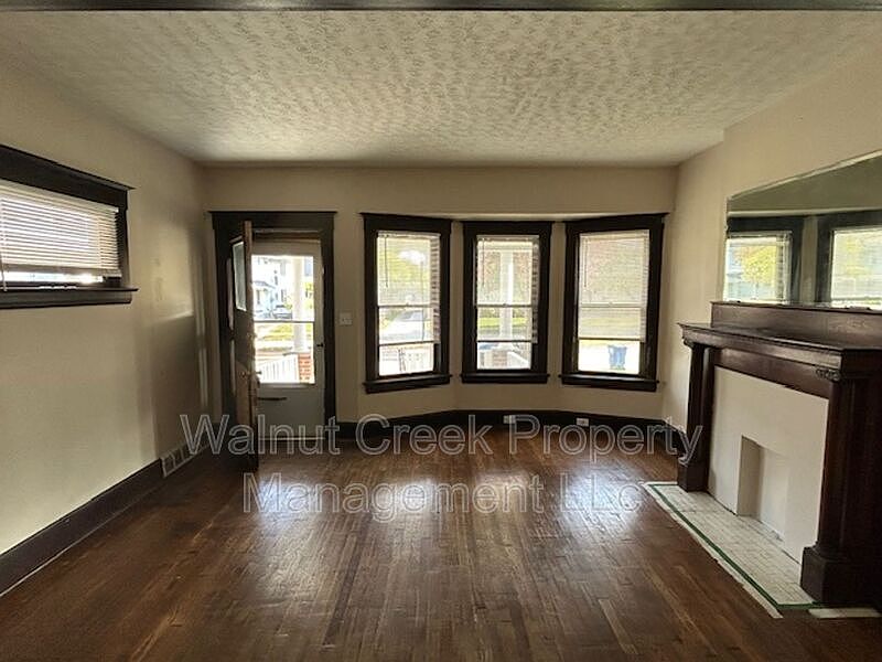 1st image of 1520 Alameda Ave Unit 1520