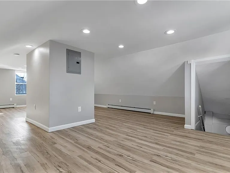43 Jenkins St #3 — Photo 4