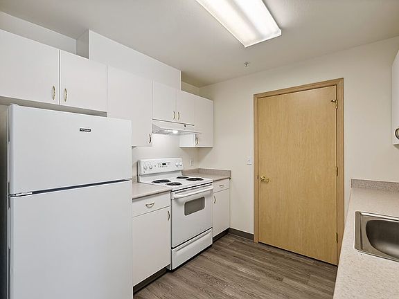 4th image of 22707 76th Ave W #3238070