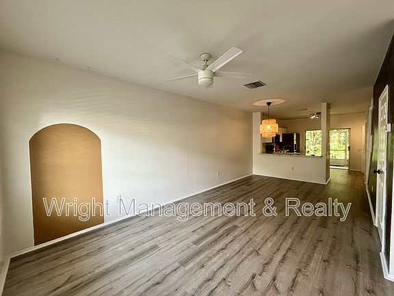 3rd image of 12326 Berkeley Square Dr