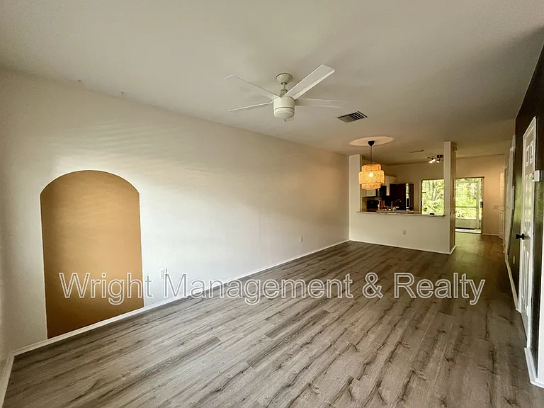 12326 Berkeley Square Dr — Photo 3
