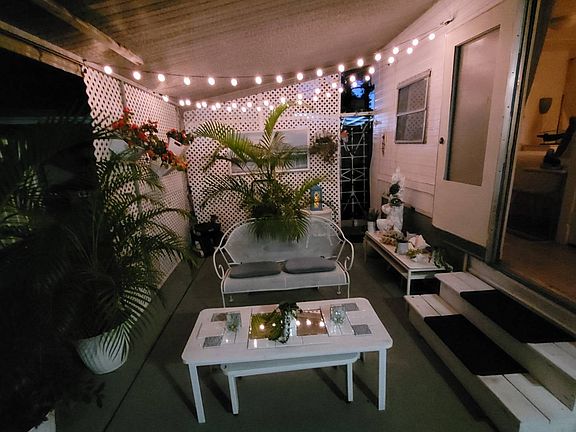 4th image of 5151 4th St N #208