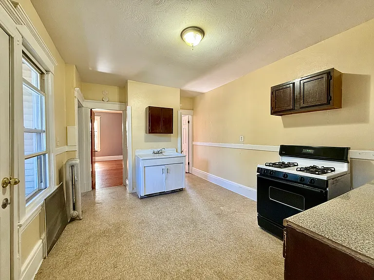 179 Bloomfield St #2L — Photo 1