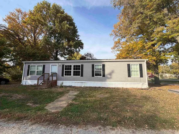510 Short St, Mulberry, IN 46058