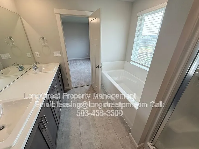 5954 Henshaw St SE — Photo 25