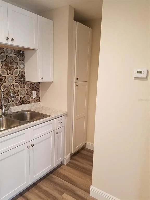 3 bed, 2.5 bath, 1159 sqft, $1,750 — Photo 3