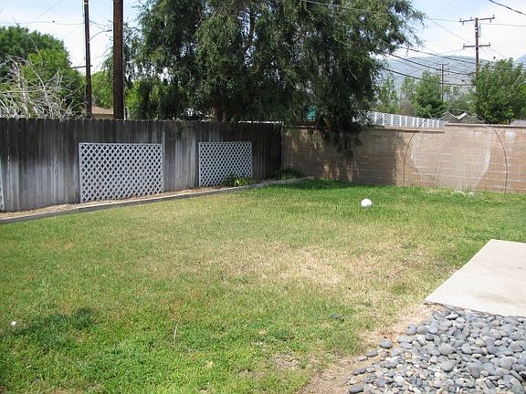 4th image of 3640 Broadmoor Blvd