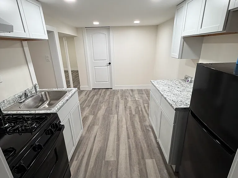 2110 Cleveland St #B — Photo 5