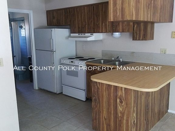 2nd image of 1424 E Lemon St APT 1