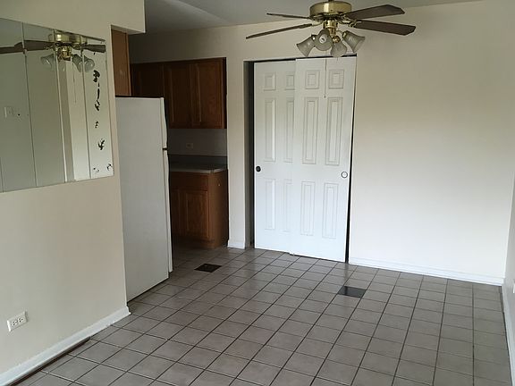 2nd image of 13707 S Stewart Ave #7A3E