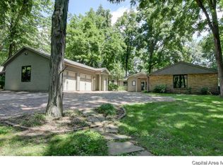 36 Hickory Point, Springfield, IL 62712