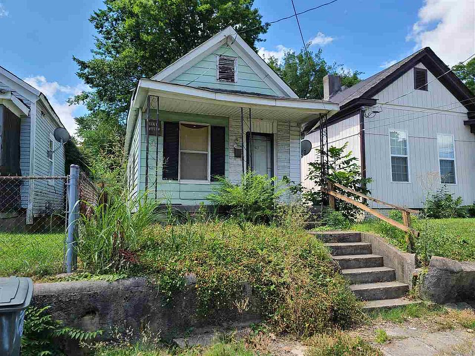 2nd image of 1021 Looney Ave