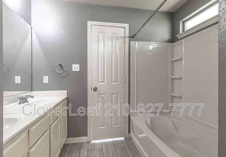 229 Hereford St — Photo 20