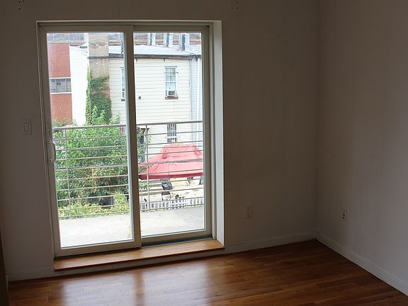 4th image of 103 Troutman St APT 3B