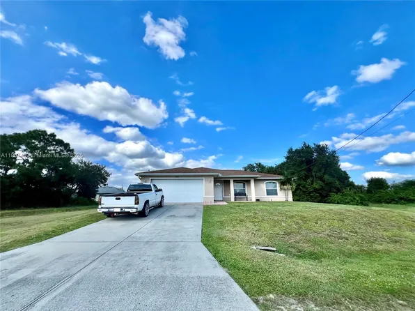 2916 51st St SW, Lehigh Acres, FL 33976