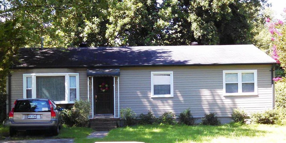 1st image of 112 Oakmont Cir