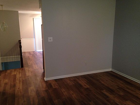 5th image of 4133 Creely Ct NW