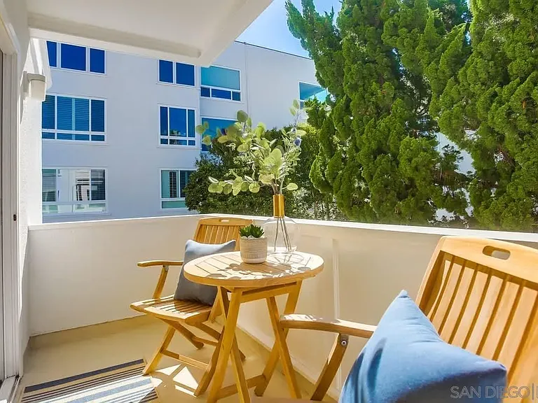 245 Coast Blvd #D2 — Photo 21