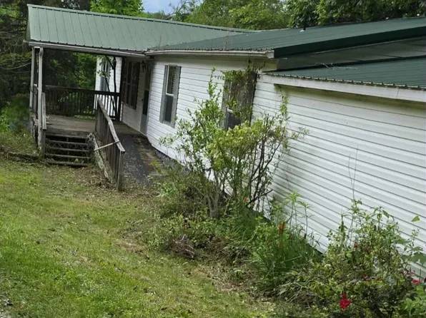 195 Criswell Ln, Grayson, KY 41143