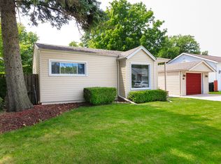 22510 Kramer St, Saint Clair Shores, MI 48080