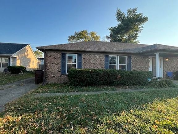 2nd image of 106 E Edgewood Dr