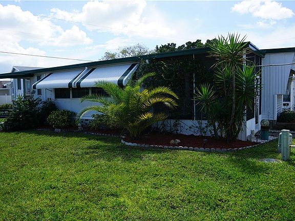 2nd image of 153 Americana Ct NE