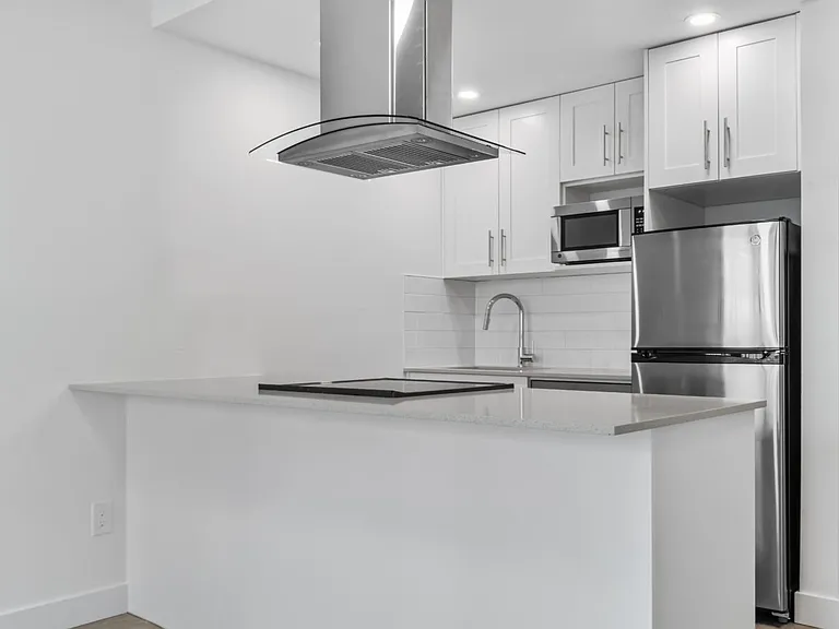 1202 Harwood St — Photo 19
